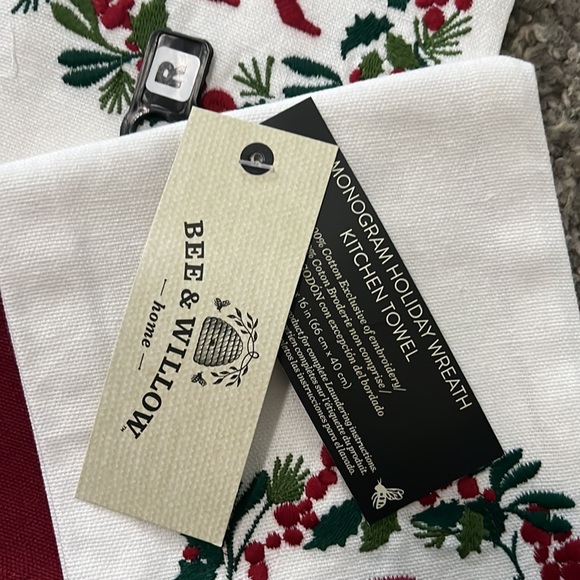 ❗️FINAL❗️ 🆕 BEE & WILLOW Monogram Embroidered Wreath Tea Towel Set *CHOOSE* - Picture 5 of 5